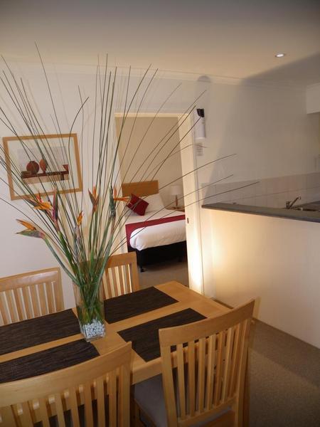 Quest Aparthotel